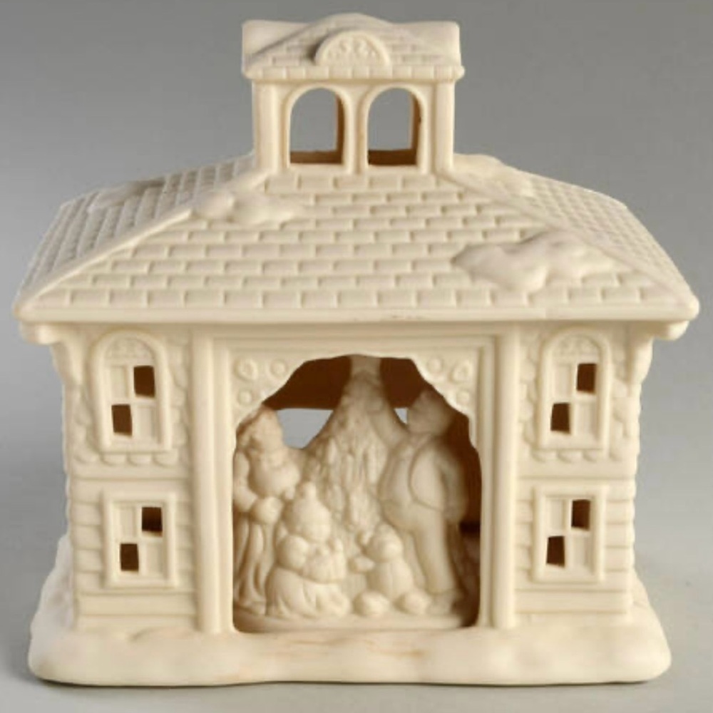 NWB- PartyLite P0291 Victorian Manor